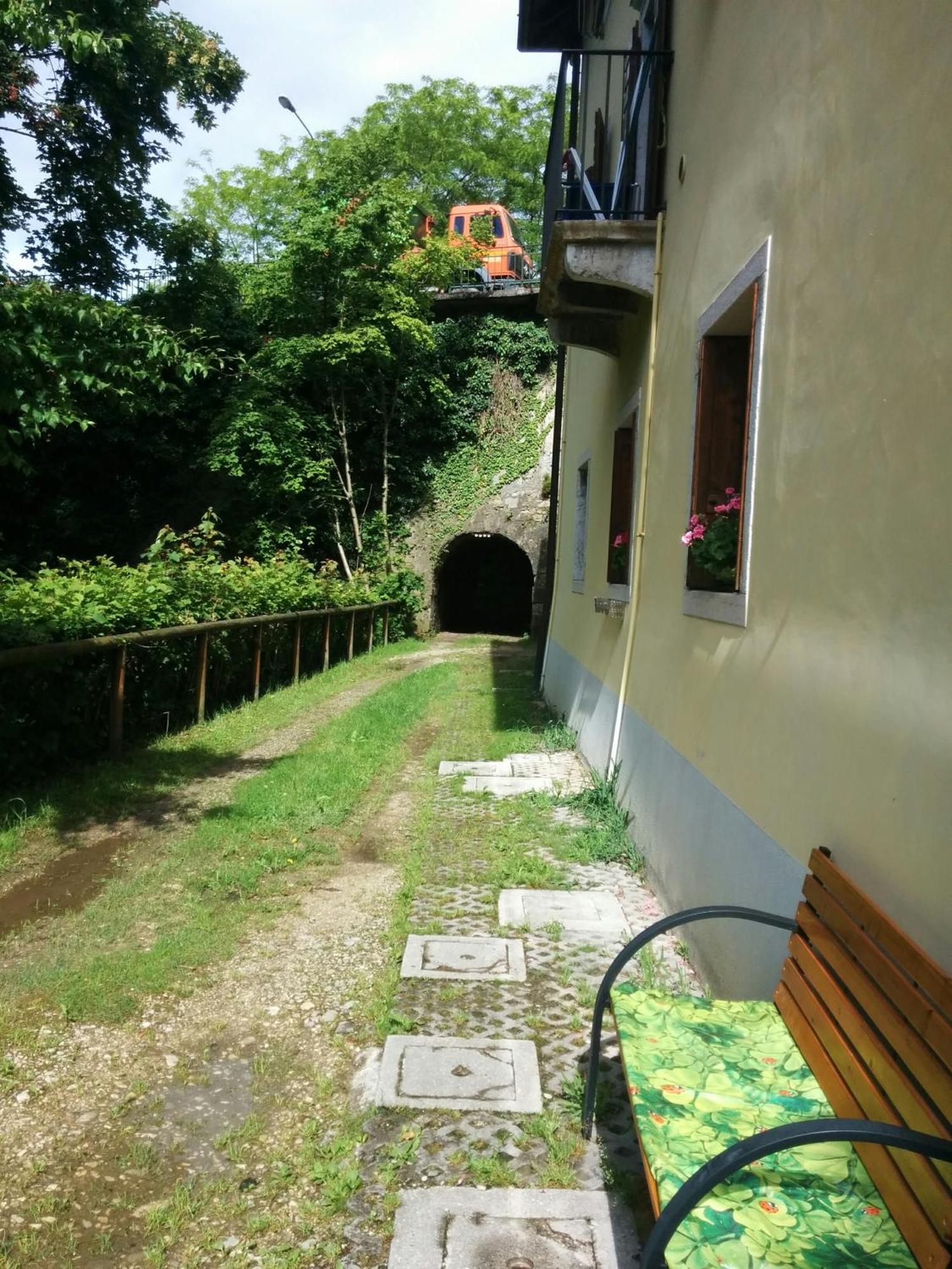 Casetta Next To The Creek Dino Buzzati Belluno Exterior foto